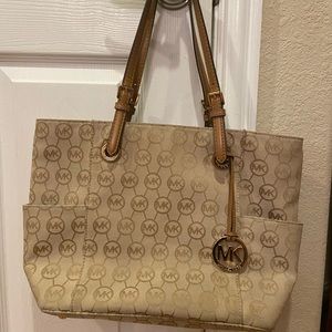 Michael Kors signature larger tote preowned
